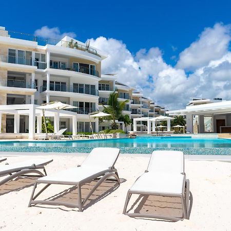 Family Getaway Apartment - Right On The Beach Punta Cana Exteriör bild