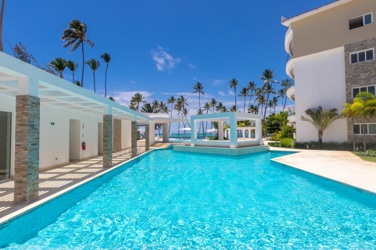 Family Getaway Apartment - Right On The Beach Punta Cana Exteriör bild