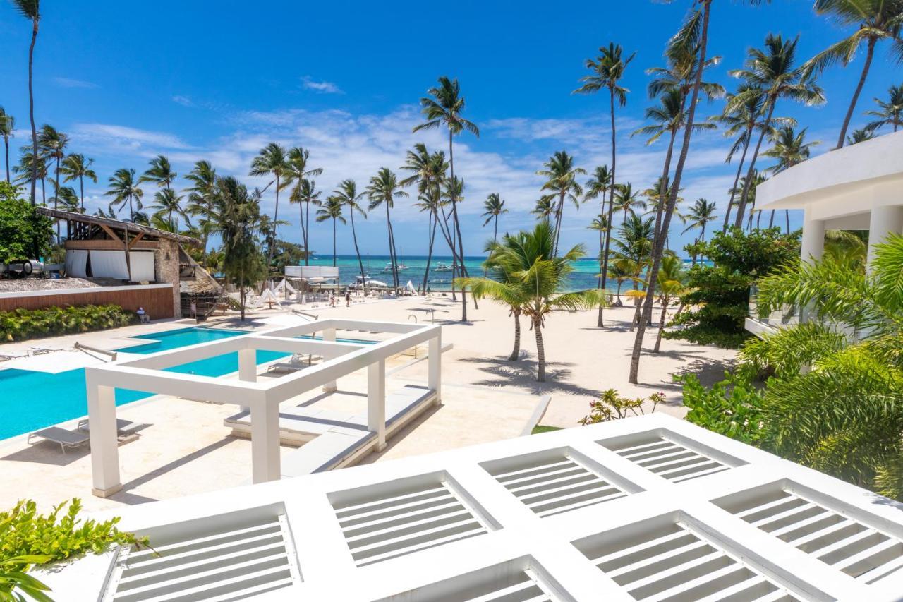 Family Getaway Apartment - Right On The Beach Punta Cana Exteriör bild