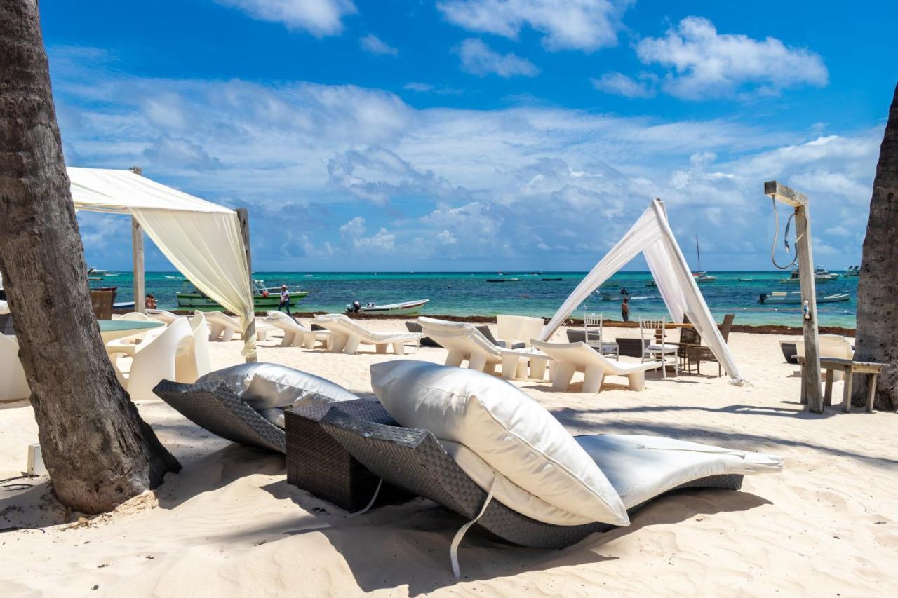 Family Getaway Apartment - Right On The Beach Punta Cana Exteriör bild